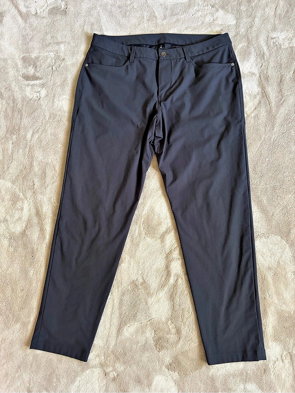 Lululemon Sleek Straight Leg Dress Pants in Gray Size 35